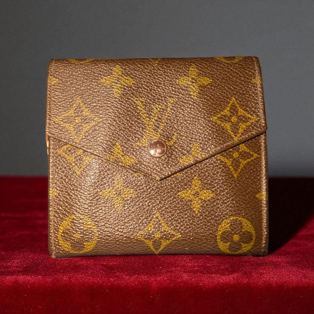 GENUINE LOUIS VUITTON "Elise"  Wallet Monogram Canvas  !!!!  Family Owned
